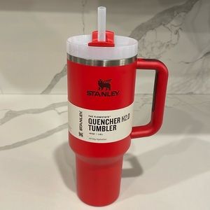 Stanley - LAVA (red) - 40 oz. Flowstate Quencher H2.0 Tumbler - NWT!